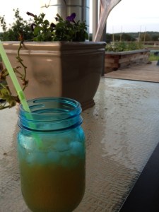 Recipe Photo - Citrus Sweet Tea in a mason jar